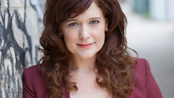 Amy Gaipa Biography: Age, Net Worth, Nationality, Height, Movies, Siblings