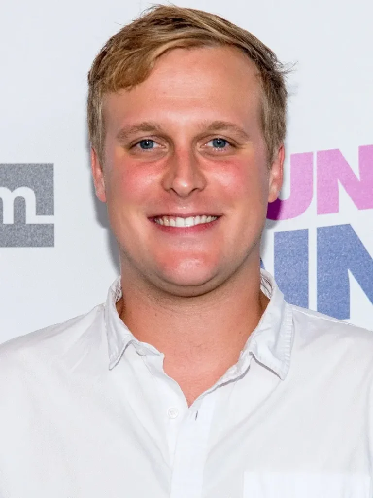 John Early Biography: Age, Partner, Net Worth, Comedy Shows, Movies & TV Shows