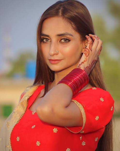 Warda Malik Biography: Age, Husband, Net Worth, TikTok, Height, Parents, Videos Warda Malik Biography: Age, Husband, Net Worth, TikTok, Height, Parents, Videos
