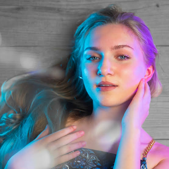 Adéla Zouharová Biography: Age, Boyfriend, Net Worth, Height, YouTube, Songs, Parents Adéla Zouharová Biography: Age, Boyfriend, Net Worth, Height, YouTube, Songs, Parents