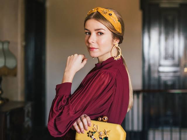 Alice Trewinnard Biography: Age, YouTube, Net Worth, Height, Golden Locks, Parents, Boyfriend Alice Trewinnard Biography: Age, YouTube, Net Worth, Height, Golden Locks, Parents, Boyfriend