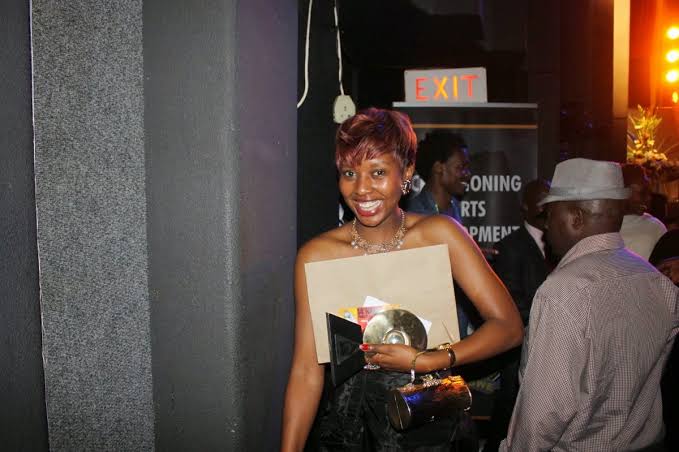 Bathamile Dlamini Biography: Age, Husband, Net Worth, Height, Parents, Movies & TV Shows, Nationality Bathamile Dlamini Biography: Age, Husband, Net Worth, Height, Parents, Movies & TV Shows, Nationality