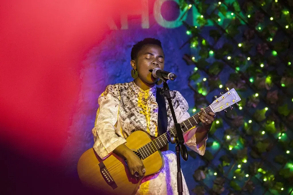 Zolani Mahola Biography: Age, Husband, Children, Net Worth, Songs, Solo Career