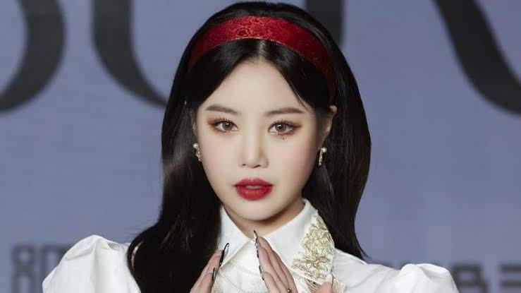 Seo Soo-jin Biography: Age, (G)I-DLE, Solo Career, Net Worth, Controversy, Boyfriend, Height Seo Soo-jin Biography: Age, (G)I-DLE, Solo Career, Net Worth, Controversy, Boyfriend, Height