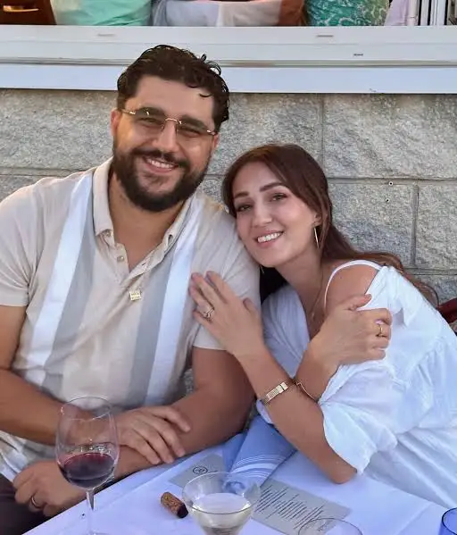 Becca Alvarez Biography: Husband, Age, Kids, Height, Net Worth, Parents, Social Media, Career Becca Alvarez Biography: Husband, Age, Kids, Height, Net Worth, Parents, Social Media, Career