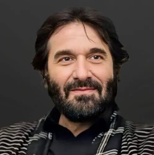 Nadeem Sarwar Biography: Wife, Age, Children, Net Worth, Height, Albums, Songs & Career Nadeem Sarwar Biography: Wife, Age, Children, Net Worth, Height, Albums, Songs & Career