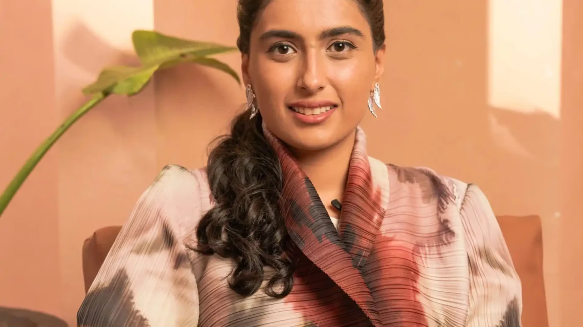 Hussain Sajwani’s Daughter, Amira Sajwani Biography: Husband, Age, Children, Net Worth, Parents, Career Hussain Sajwani’s Daughter, Amira Sajwani Biography: Husband, Age, Children, Net Worth, Parents, Career