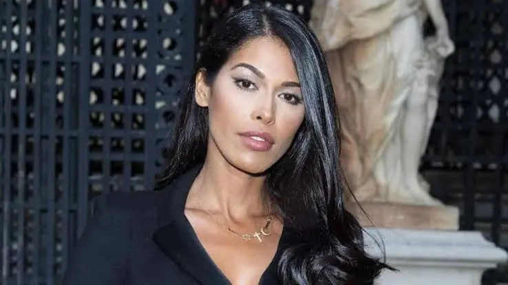 Ayem Nour Biography: Husband, Age, Son, Net Worth, TV Shows, Height, Instagram Ayem Nour Biography: Husband, Age, Son, Net Worth, TV Shows, Height, Instagram