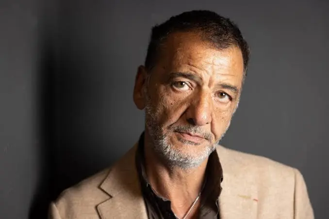 Mardoché Mouly Biography: Wife, Age, Net Worth, Documentary, Height, Fraud Case, Children Mardoché Mouly Biography: Wife, Age, Net Worth, Documentary, Height, Fraud Case, Children