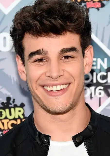 Alberto Rosende Biography: Movies, TV Shows, Age, Net Worth, Career, Wikipedia, Wife, Kids, Parents Alberto Rosende Biography: Movies, TV Shows, Age, Net Worth, Career, Wikipedia, Wife, Kids, Parents