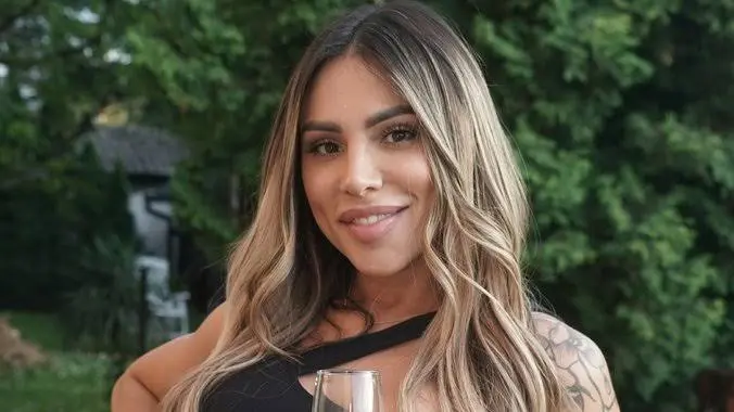 Sandra Afrika Biography: Boyfriend, Age, Net Worth, Songs, Albums, Parents, Height Sandra Afrika Biography: Boyfriend, Age, Net Worth, Songs, Albums, Parents, Height