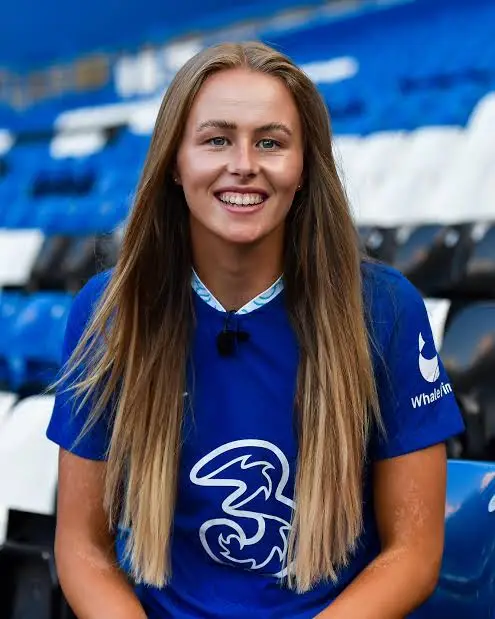 Hannah Hampton Biography: Age, Club, Net Worth, Height, Parents, Position, Awards Hannah Hampton Biography: Age, Club, Net Worth, Height, Parents, Position, Awards