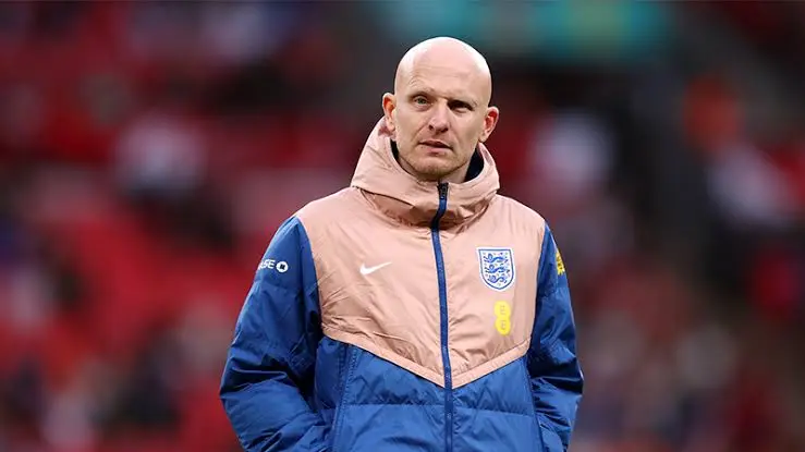 Arjan Veurink Biography: Age, Wife, Net Worth, Coaching Career, Height, Teams, Achievements Arjan Veurink Biography: Age, Wife, Net Worth, Coaching Career, Height, Teams, Achievements