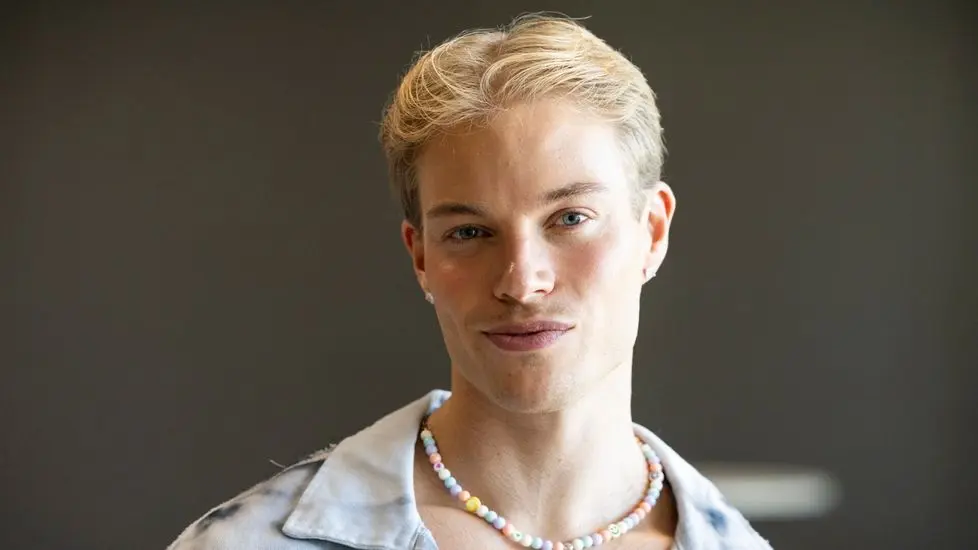 Mikael Renwall Biography: Age, Net Worth, Siblings, Parents, YouTube, Girlfriend