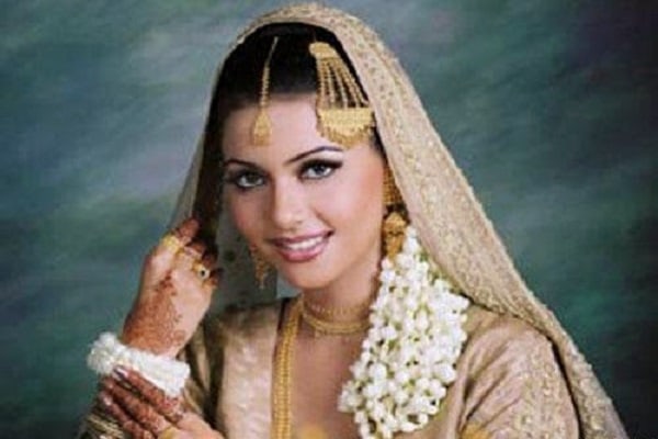 Nida Yasir Biography: Husband, Age, Children, Net Worth, Height, Parents, Career, TV Shows