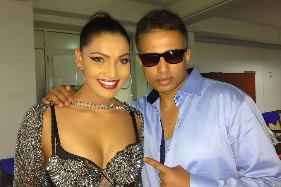 Natasha Rathnayake Biography: Height, Ethnicity, Age, Net Worth, Siblings, Parents, Song, Husband Natasha Rathnayake Biography: Height, Ethnicity, Age, Net Worth, Siblings, Parents, Song, Husband
