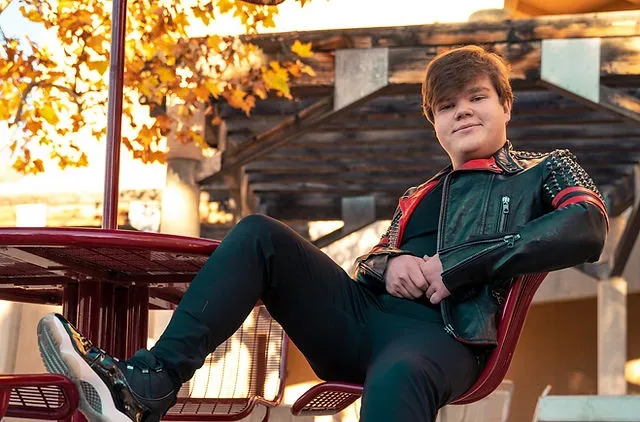 Jeremy Ray Taylor Biography: Age, Wife, Movies, Net Worth, Height, Parents, TV Shows, YouTube