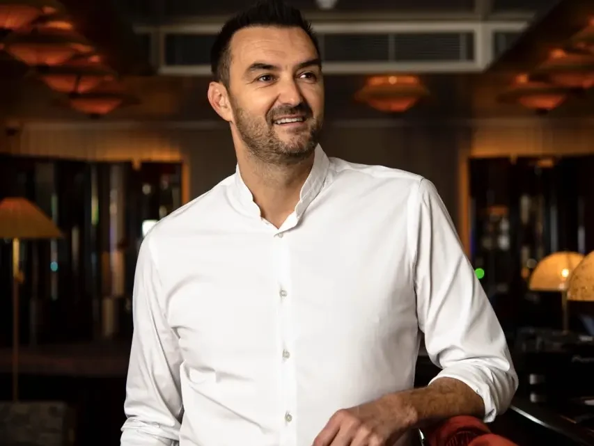 Cyril Lignac Bio: Age, Occupation, Restaurant, Spouse, Children, Siblings, Nationality Cyril Lignac Bio: Age, Occupation, Restaurant, Spouse, Children, Siblings, Nationality