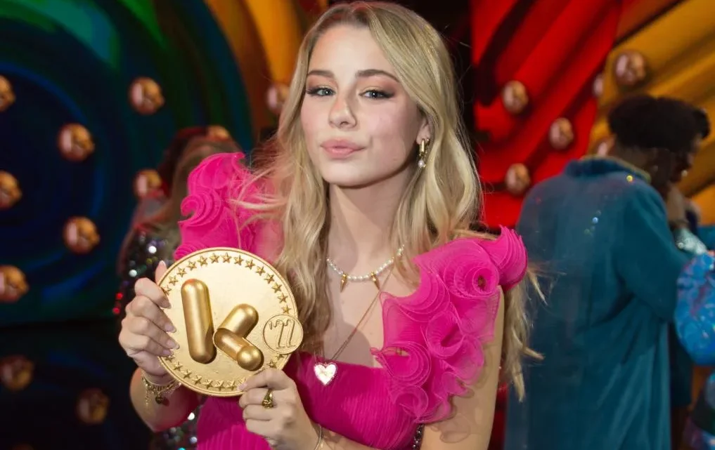 Steffi Mercie Biography: Age, Films, Net Worth, Height, Awards, Boyfriend, Instagram, Father