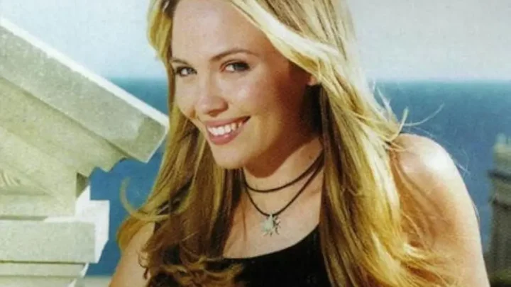 Lara Cox Biography: Movies, Husband, Kids, Height, Ethnicity, Age, Net Worth, Siblings, Parents