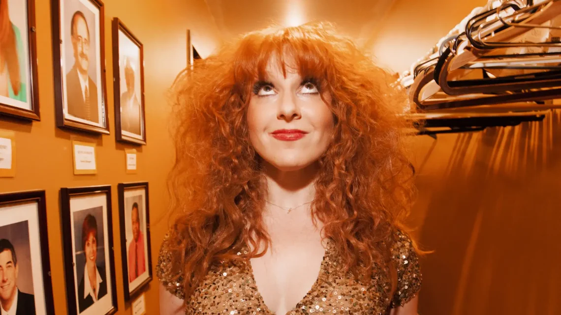 Julie Klausner Biography: Age, Husband, Net Worth, Comedy Shows, Podcast, Movies & TV Shows