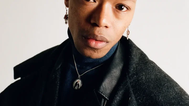 Nakhane Biography: Books, EPs, Singes, Awards, Girlfriend, Height, Ethnicity, Age, Net Worth, Siblings, Parents