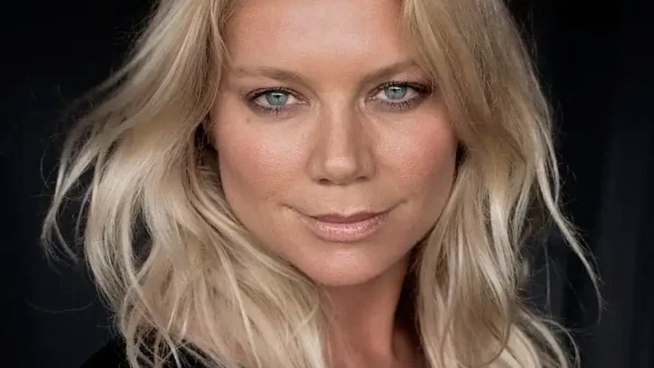 Peta Wilson Biography: Age, Husband, Net Worth, Movies, Height, Parents, TV Shows