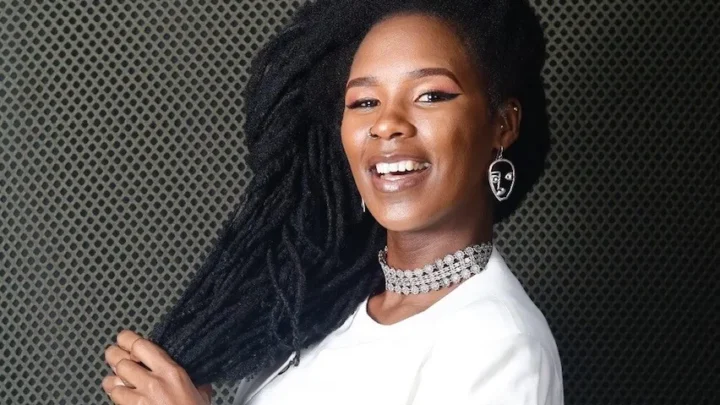 Zimbini Biography: Age, Boyfriend, Net Worth, Songs, Albums, Parents, Height