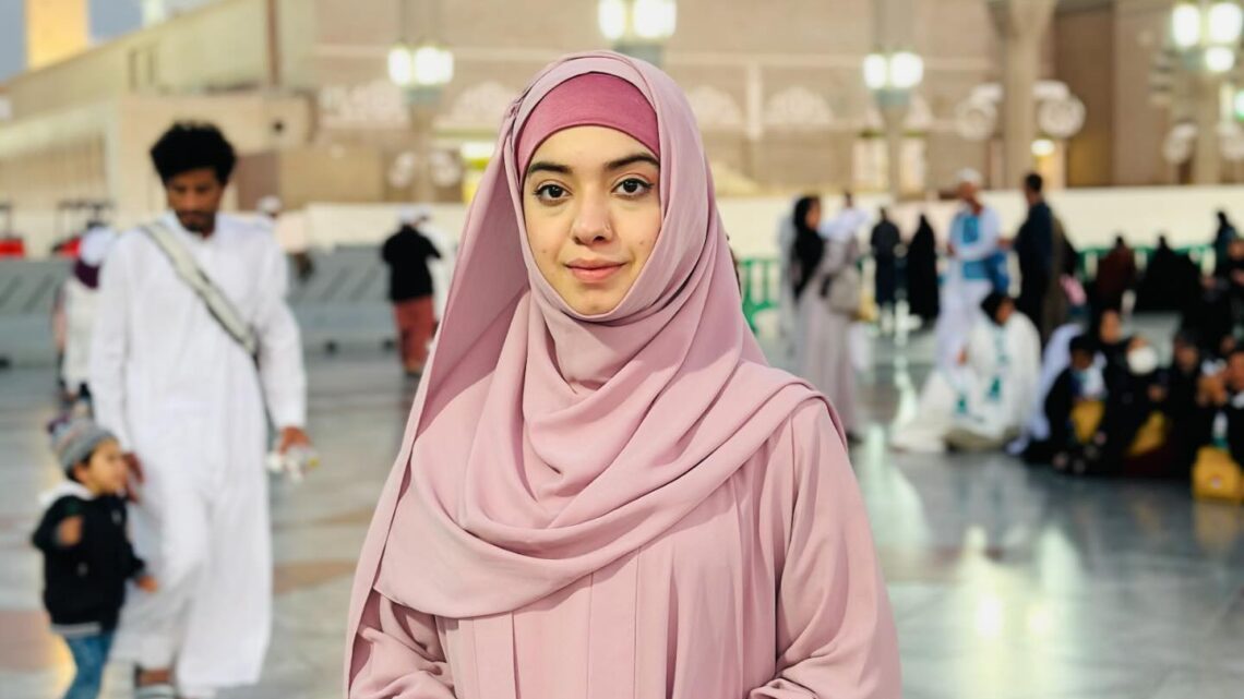 Arisha Razi Biography: Movies, Spouse, Comedy Shows, Height, Ethnicity, Age, Net Worth, Siblings, Parents Arisha Razi Biography: Movies, Spouse, Comedy Shows, Height, Ethnicity, Age, Net Worth, Siblings, Parents