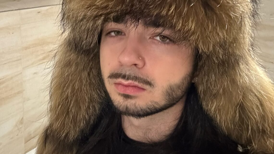 Therealred Biography: YouTube, Age, Net Worth, Siblings, Parents, Girlfriend Therealred Biography: YouTube, Age, Net Worth, Siblings, Parents, Girlfriend