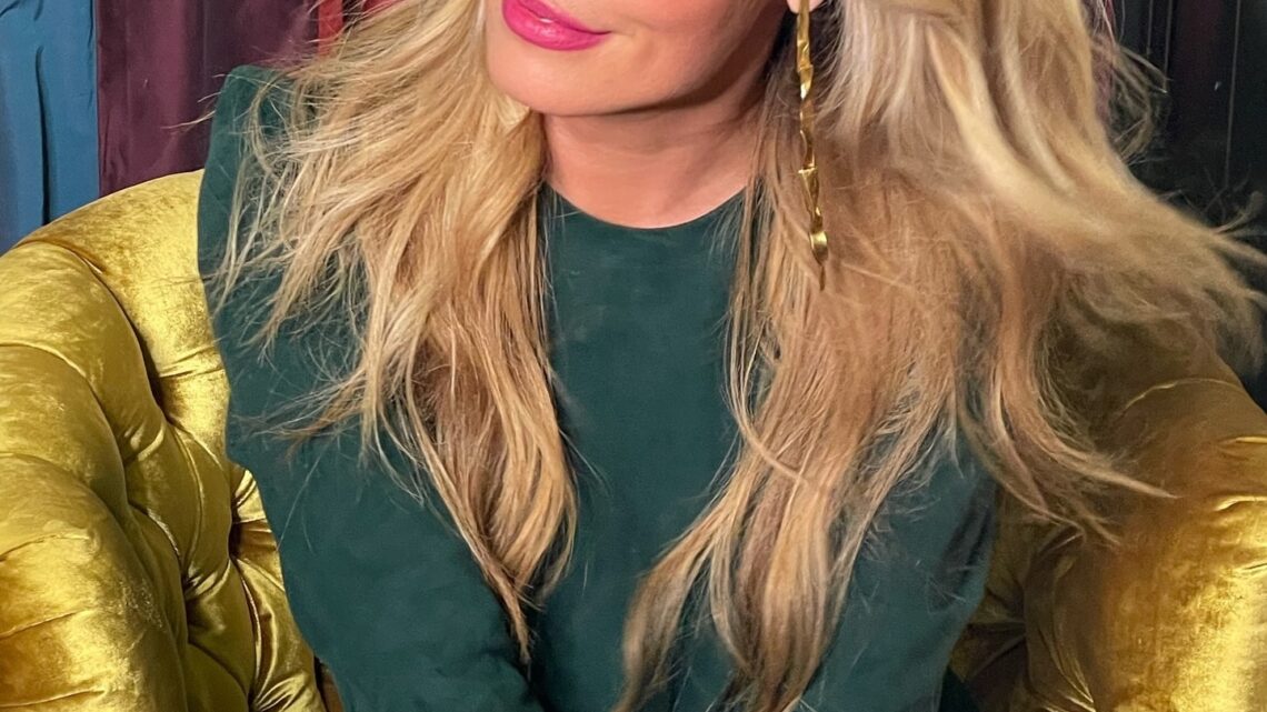 Cat Deeley Biography: Husband, Children, Films, Height, Age, Parents, Net Worth, Siblings Cat Deeley Biography: Husband, Children, Films, Height, Age, Parents, Net Worth, Siblings