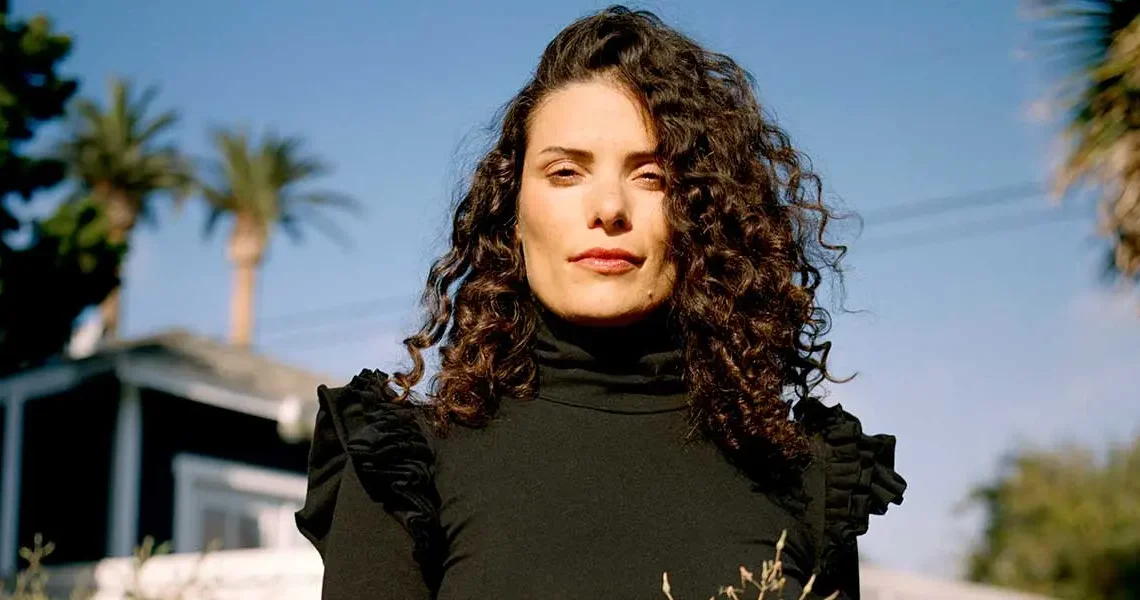 Chani Nicholas Biography: Age, Wife, Net Worth, Books, App, Astrology, Netflix Shows