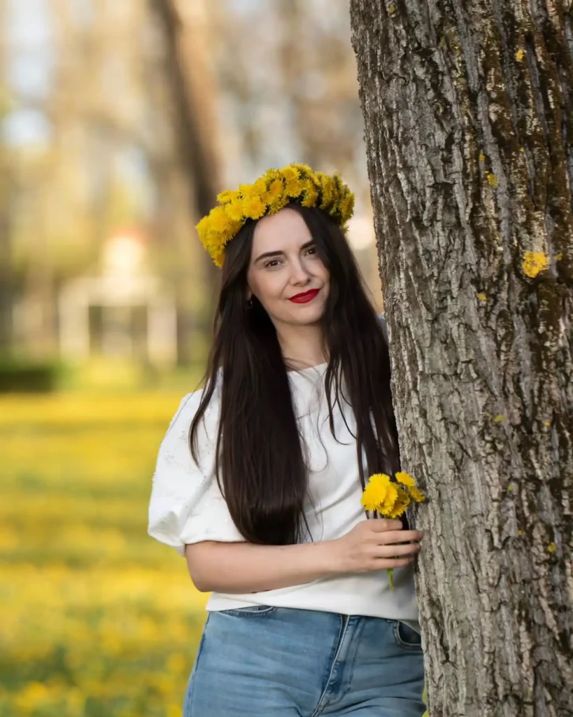 Cocos Christina Biography: Husband, Height, Ethnicity, Age, Net Worth, Siblings, Parents, Daughter, Vlogs