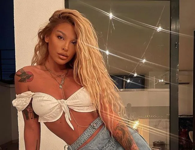 Ema Uta Biography: Age, Net Worth, Height, Brother, Boyfriend, Parents, Brands