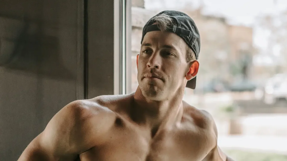 Hig Roberts Biography: Height, Age, Net Worth, Siblings, Parents, Children, Wife