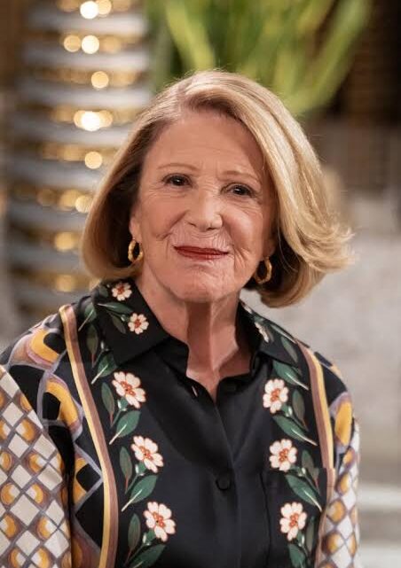 Linda Lavin Biography: Height, Ethnicity, Age, Net Worth, Siblings, Parents, Awards, Husband, Children, Obituary, Films Linda Lavin Biography: Height, Ethnicity, Age, Net Worth, Siblings, Parents, Awards, Husband, Children, Obituary, Films