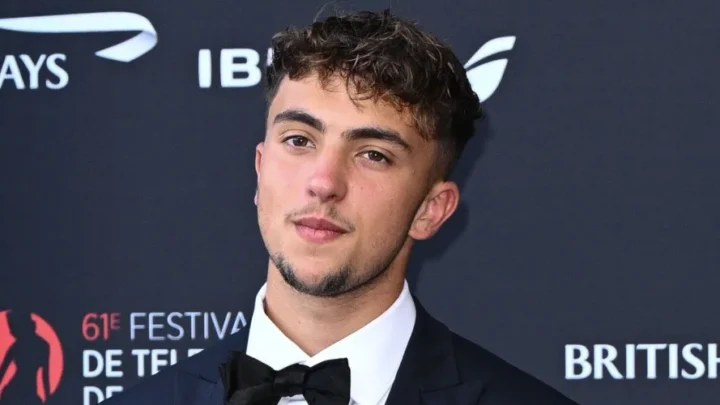 Inoxtag Biography: YouTube, Girlfriend, Age, Net Worth, Siblings, Parents, Gaming, Pictures