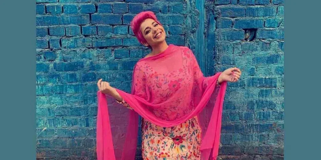 Jasmine Sandlas’ Sister, Rosleen Sandlas Biography: Husband, Age, Movies, Net Worth, Height, Parents