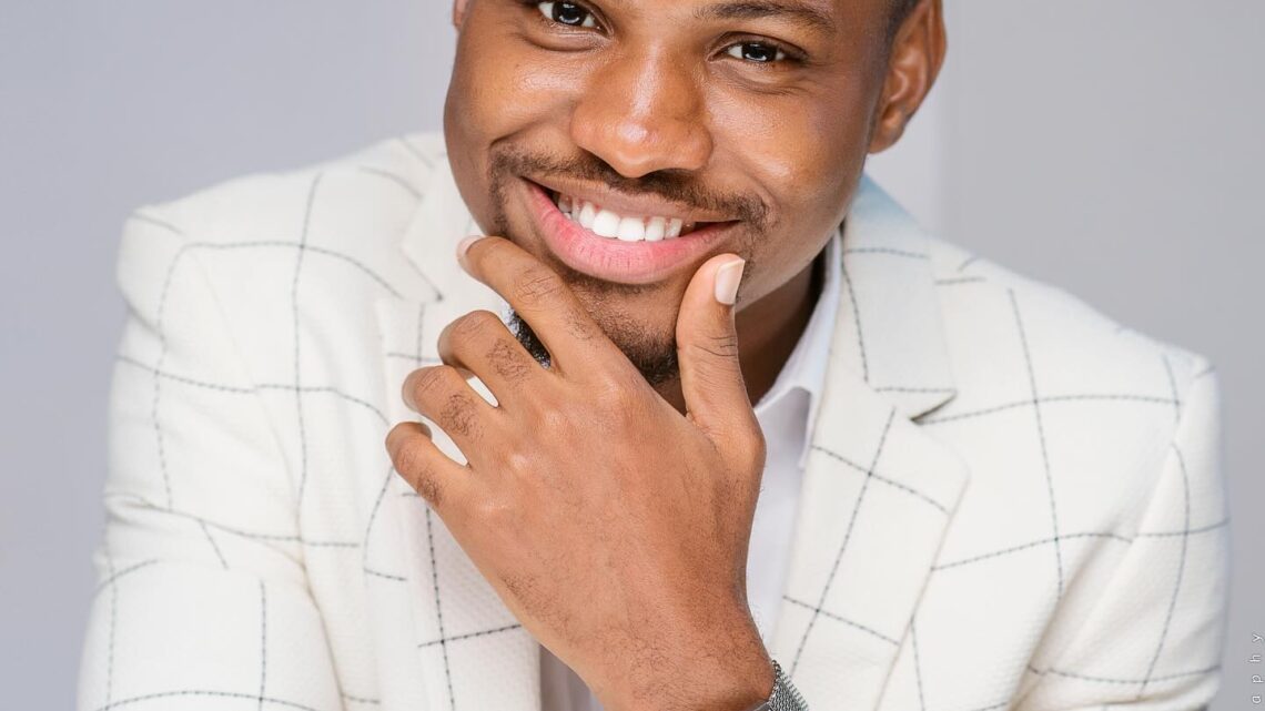 Jeffrey Benson Biography: Height, Ethnicity, Age, Net Worth, Siblings, Parents, Girlfriend Jeffrey Benson Biography: Height, Ethnicity, Age, Net Worth, Siblings, Parents, Girlfriend
