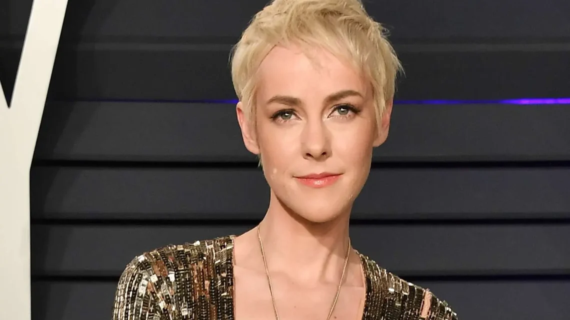 Jena Malone Biography: Films, Height, Nationality, Age, Net Worth, Siblings, Parents, Awards