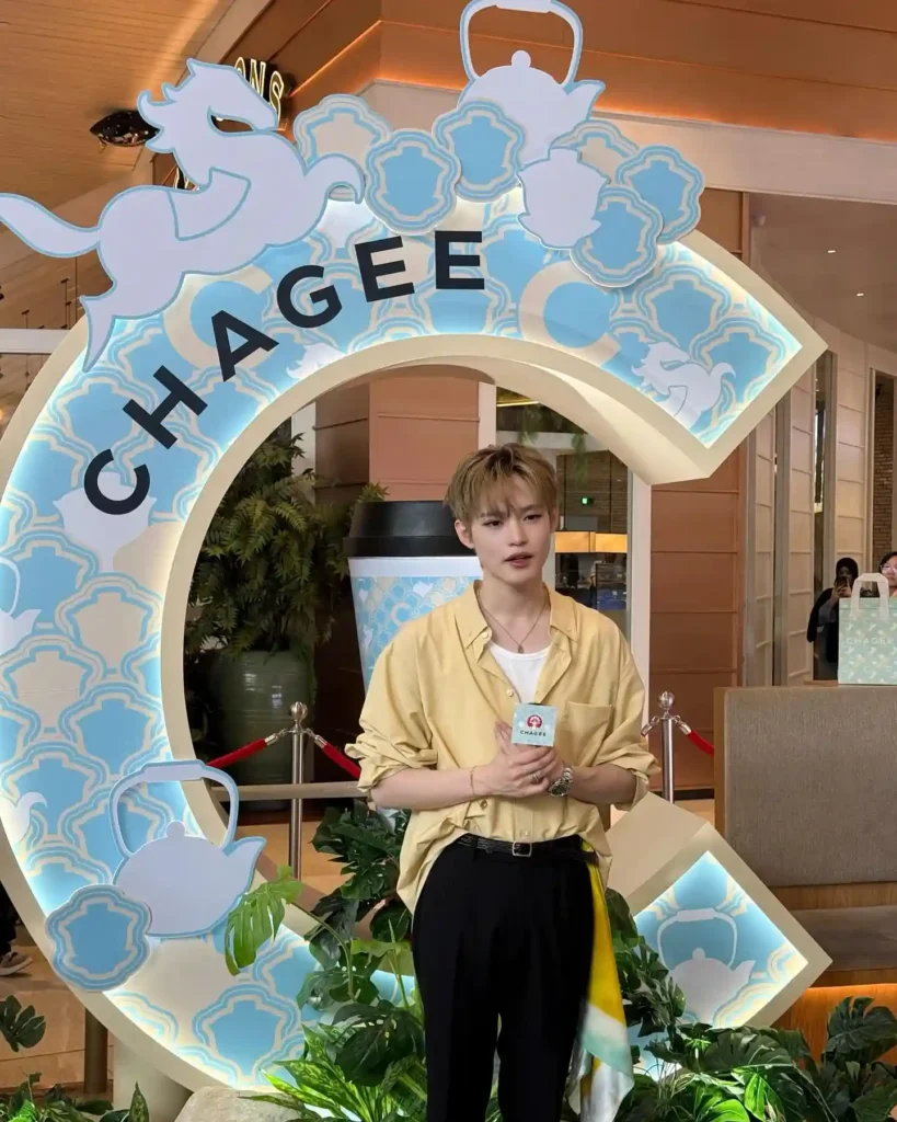 Chenle Biography: Films, Awards, Height, Ethnicity, Age, Net Worth,  Parents, Phone Number, Songs