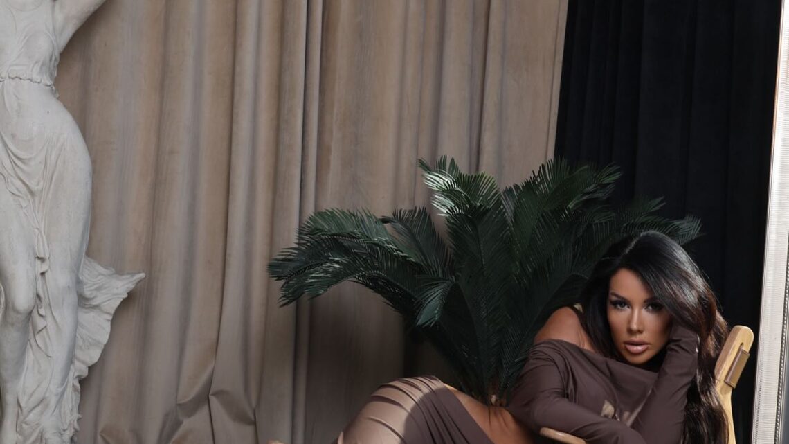 Laura Lempika Biography: Siblings, Parents, Films, Net Worth, Height, Age, Husband, Kids Laura Lempika Biography: Siblings, Parents, Films, Net Worth, Height, Age, Husband, Kids
