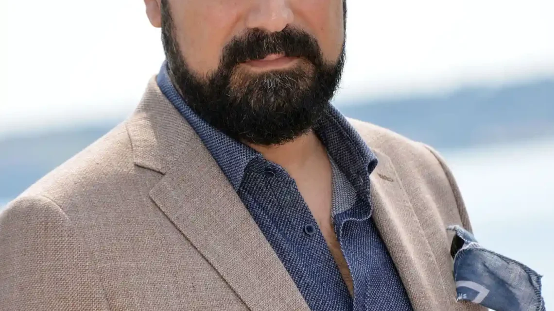Bülent İnal Biography: Awards, Wife, Child, Movies, Songs, Height, Ethnicity, Age, Net Worth, Siblings, Parents Bülent İnal Biography: Awards, Wife, Child, Movies, Songs, Height, Ethnicity, Age, Net Worth, Siblings, Parents