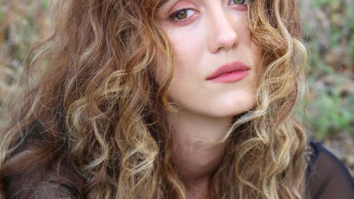 Madeline Zima Biography: Height, Ethnicity, Age, Net Worth, Siblings, Parents, Movies, Awards Madeline Zima Biography: Height, Ethnicity, Age, Net Worth, Siblings, Parents, Movies, Awards