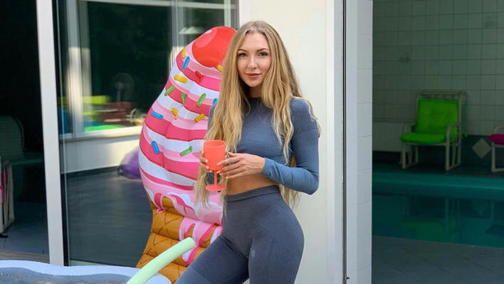 Martirenti Biography: Age, Lifestyle, Net Worth, Height, Albums, Boyfriend, Singles, YouTube