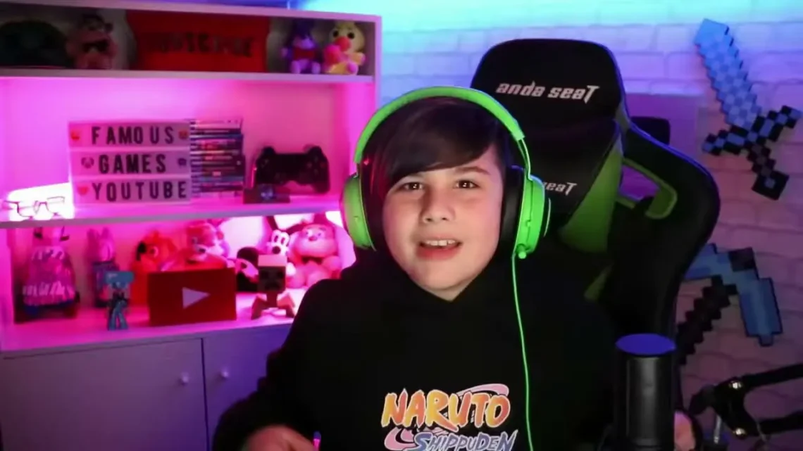 Famous Toli Biography: Instagram, Age, Height, Net Worth, Siblings, Family