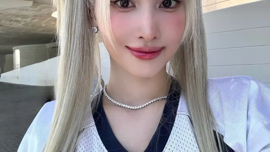 Momo Hirai Biography: Age, Net Worth, Siblings, Height, Ethnicity, Parents, Group, Music Videos, Songs, Relationship Momo Hirai Biography: Age, Net Worth, Siblings, Height, Ethnicity, Parents, Group, Music Videos, Songs, Relationship