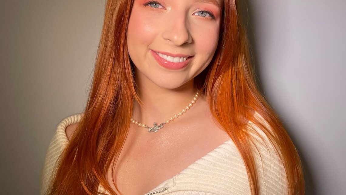 Karolina Brodnicka Biography: Twitch, Boyfriend, Age, Net Worth, Siblings, Parents Karolina Brodnicka Biography: Twitch, Boyfriend, Age, Net Worth, Siblings, Parents