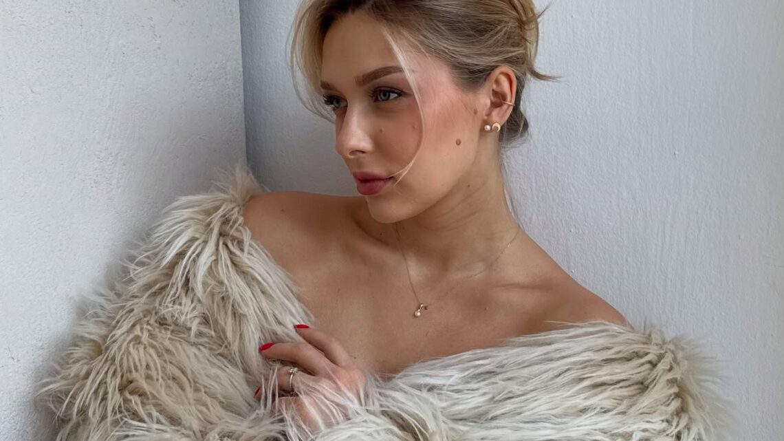 Oliwia Misztal Biography: Height, Ethnicity, Age, Net Worth, Siblings, Parents, Boyfriend Oliwia Misztal Biography: Height, Ethnicity, Age, Net Worth, Siblings, Parents, Boyfriend