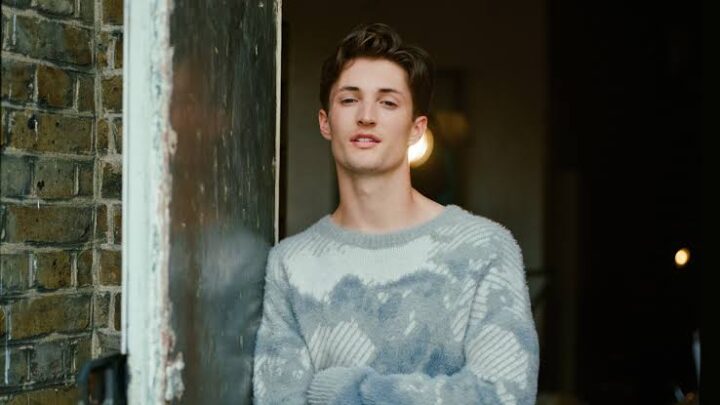 Henry Moodie Biography: Music, Awards, Height, Ethnicity, Age, Net Worth, Sister, Parents